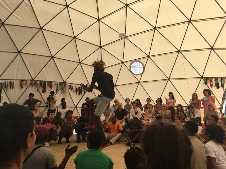 38737637_2320406491319401_172736523718885376_n